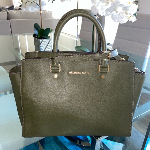 Michael Kors Selma Satchel Bag - Picture 1 of 16